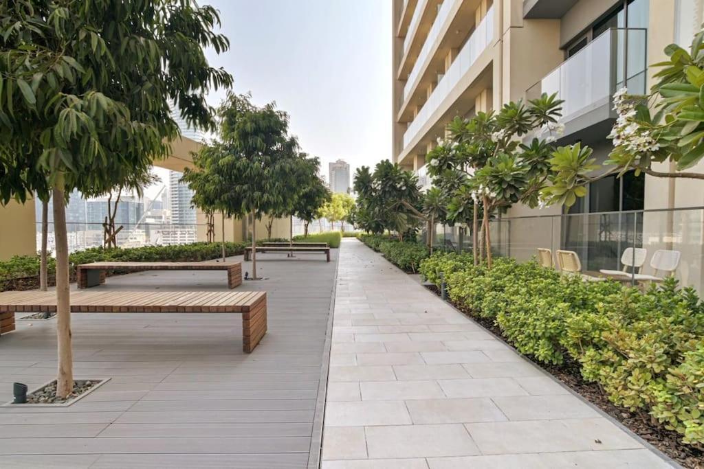 Luxury 2br High Floor Apt. W/ Burj Khalifa View With Laser Light Show And Dancing Fountain View Appartement